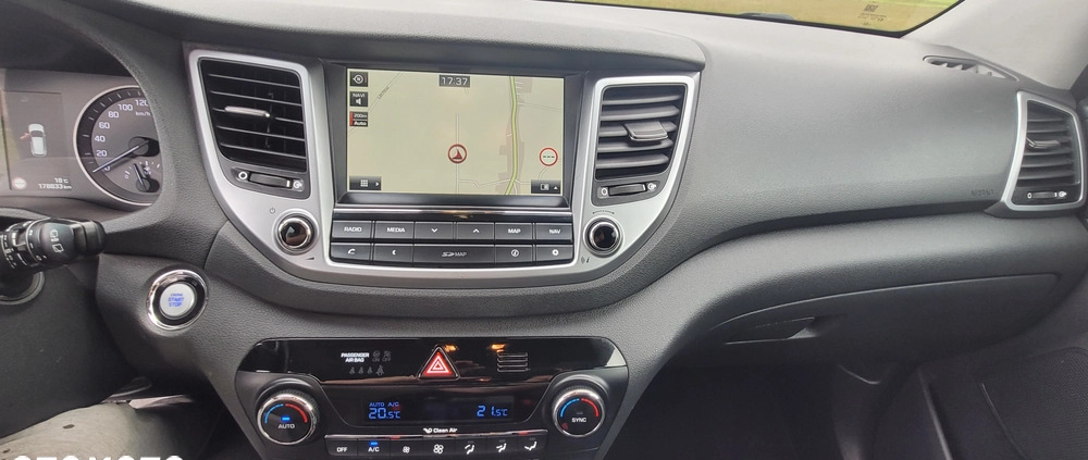 Hyundai Tucson cena 62700 przebieg: 178880, rok produkcji 2015 z Kłecko małe 407